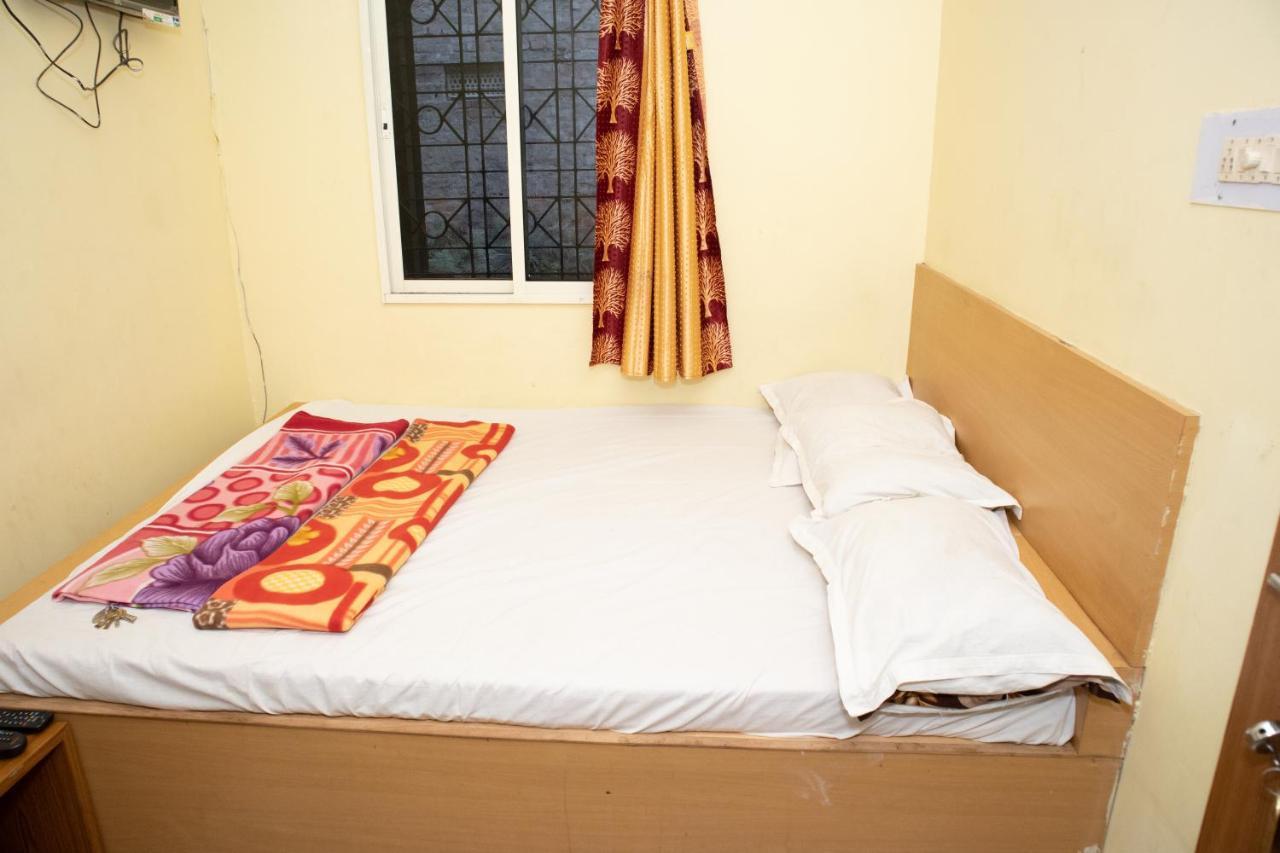 Ganesh Residency Villa Кътак Екстериор снимка
